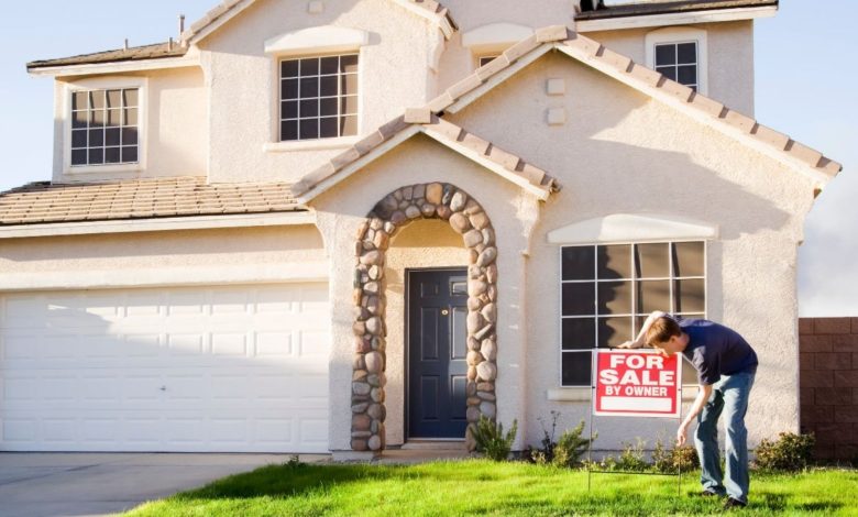 Helpful Tips to Sell Your House Before Moving to Another State