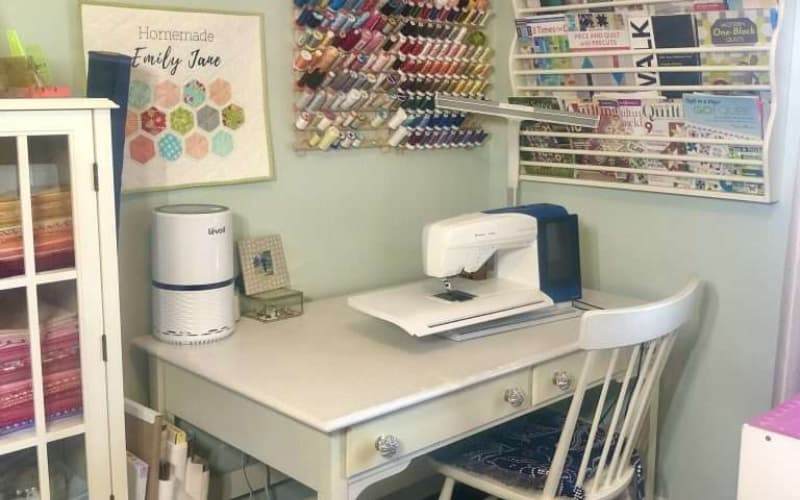 Here are a few tips to aid you in organizing your sewing space quickly